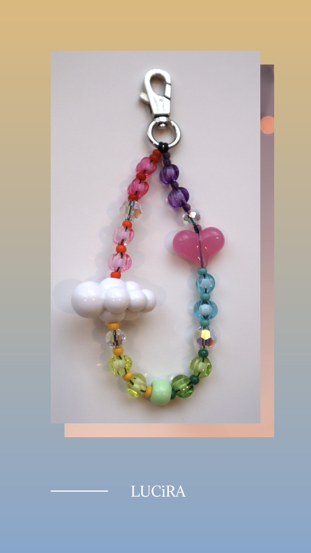 LUCiRA　ストラップキーホルダー